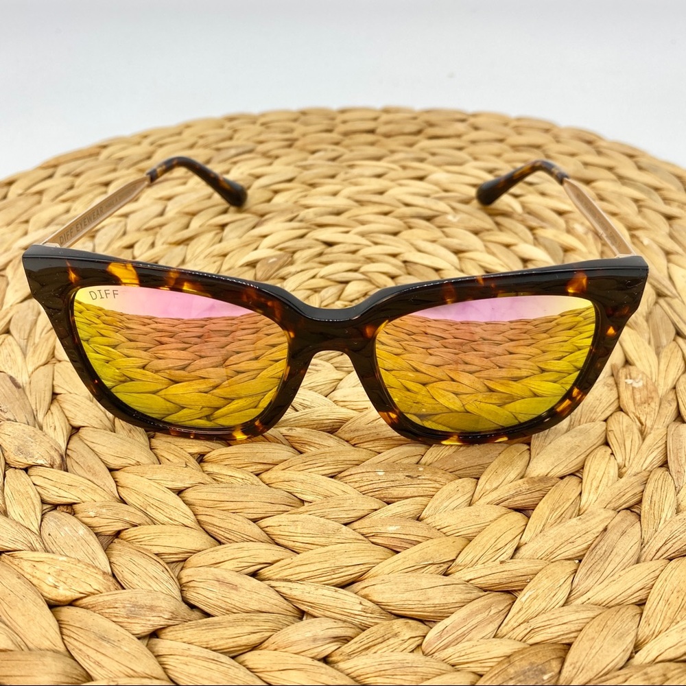 Diff Tortoise Brown Reflective Sunglasses Ladies - image 1